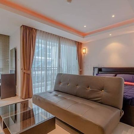 Avenue Residence C5 Pattaya Eksteriør bilde